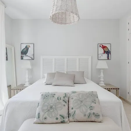 Ferienhaus Charming Beachside Townhouse In San Pedro A Lovely Retreat Steps From The Shore