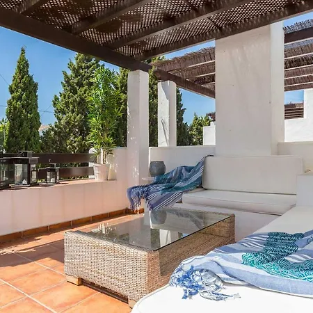 بيت للعطل Charming Beachside Townhouse In San Pedro A Lovely Retreat Steps From The Shore